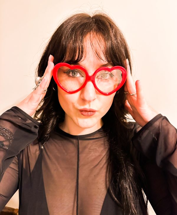 GGR™ Rainbow Diffraction Glasses (Red Heart Frame) - Image 2